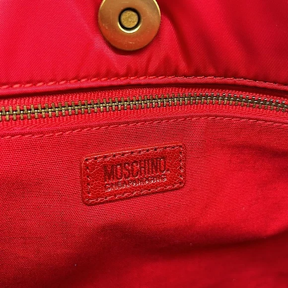 Moschino Fire Engine Red Quilted Bow Chain Handles Handbag Purse 🌺🌺 - Picture 8 of 8